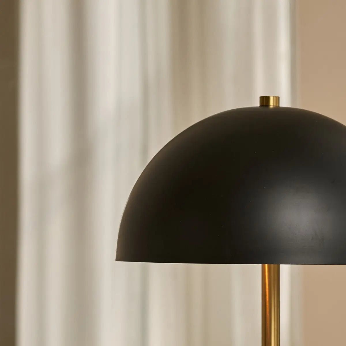 Gold and Black Table Lamp - Elegant Metal Bedside Lamp