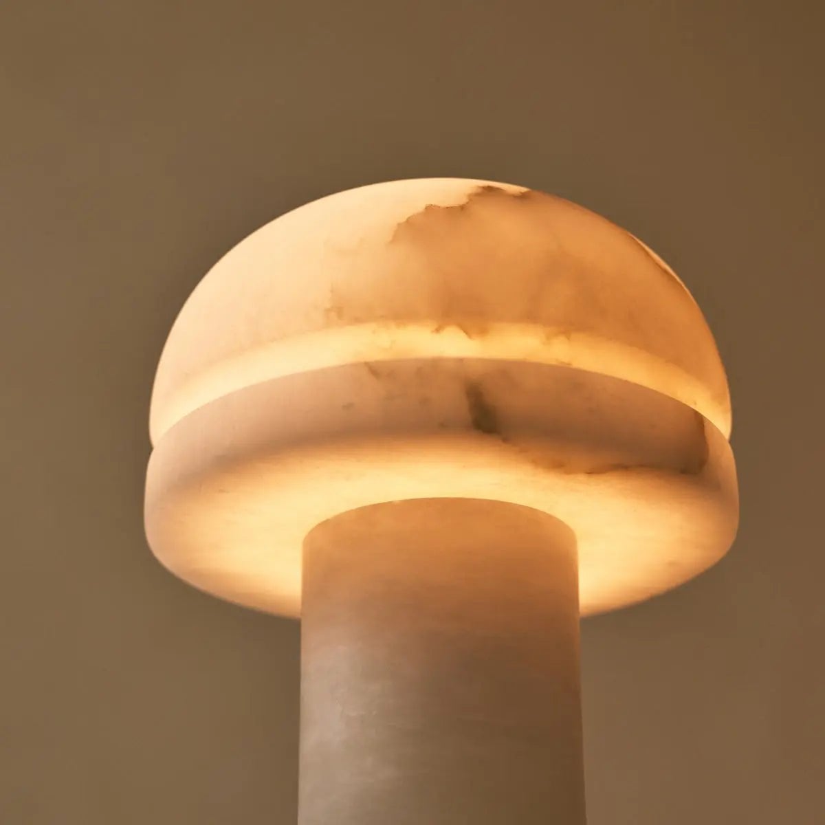 Alabaster Table Lamp - Leonardo Stylish Lamp, Elegant Lighting