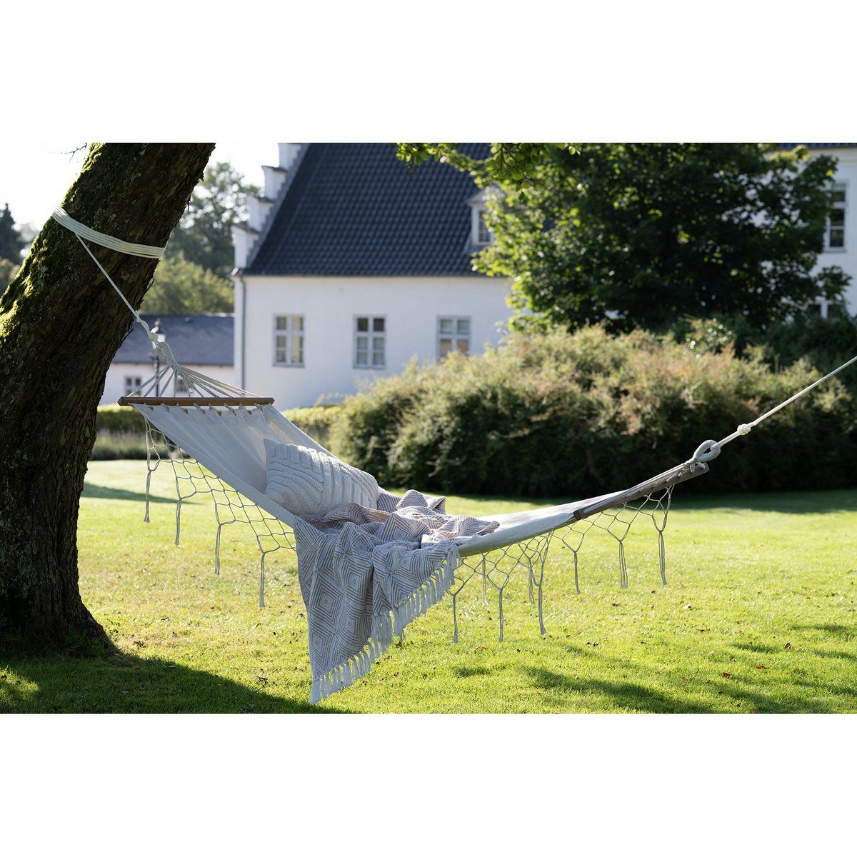 Edessa Hammock - Off White, Polyester/Cotton/Larch