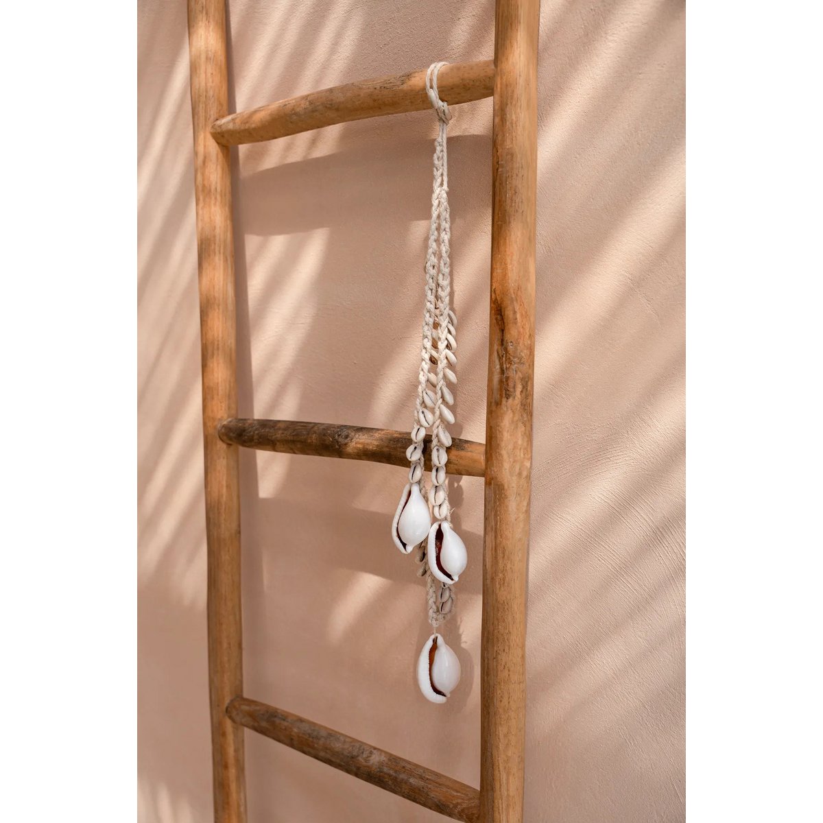 The Big White Cowrie Shell Necklace