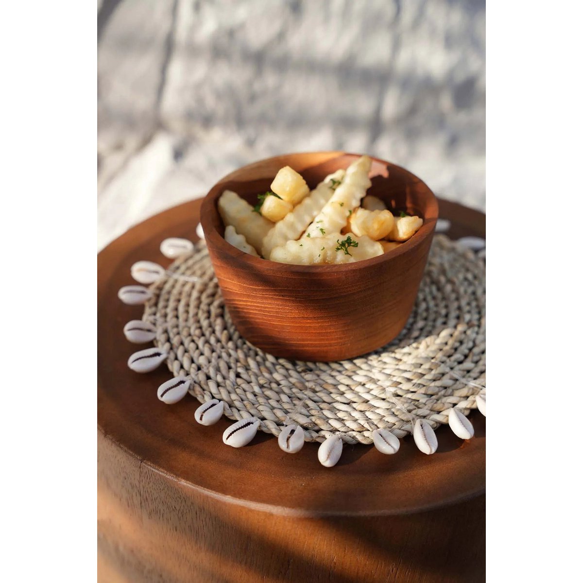 The Raffia Shell Pan Coaster