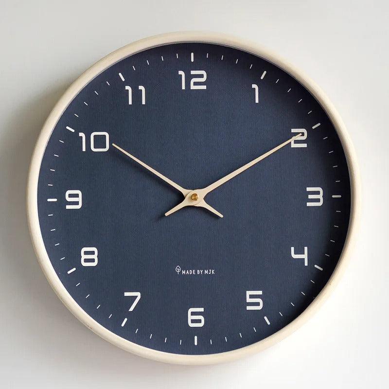 Minimalistic Wall Clock | Metal & Resin - JUGLANA