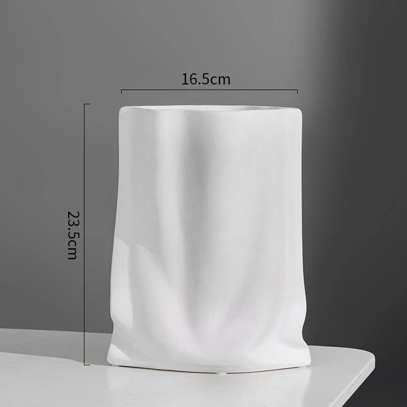 Modern Bag Vase | Ceramic - JUGLANA