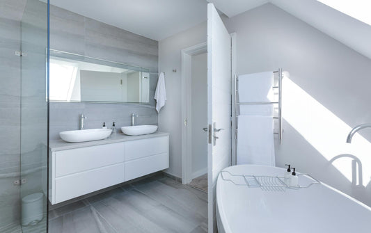 Top 10 Tips for a Longer-Lasting Clean Bathroom in 2025