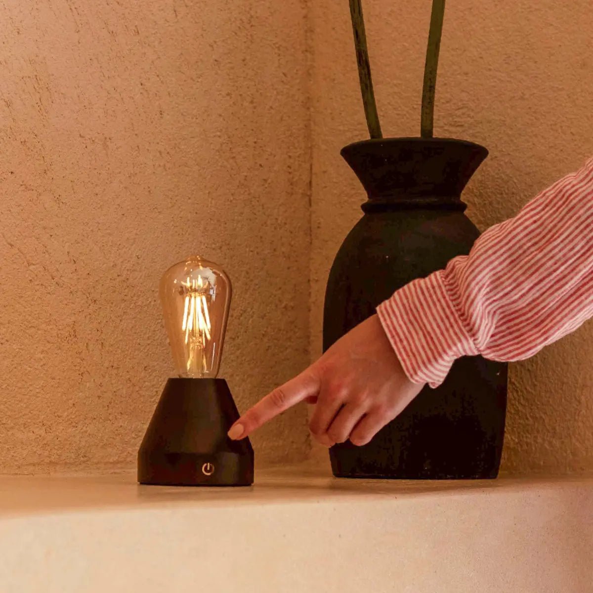 Zavi Dark Brown Rechargeable Table Lamp | LED, Cordless & 80-Hour Battery Life