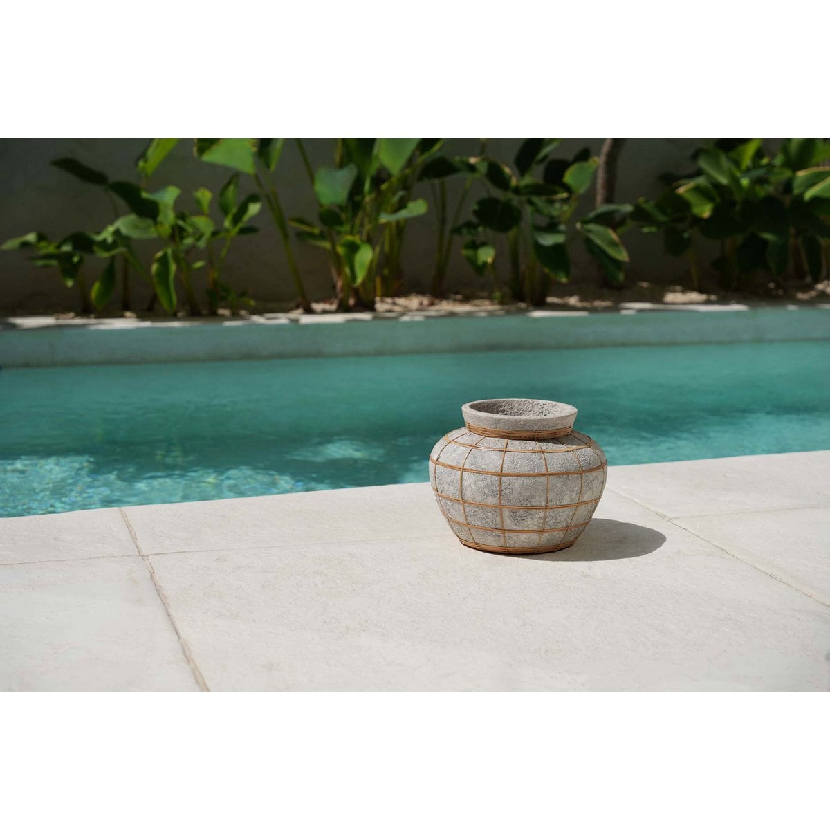 Vase en béton - Jarre ventrue naturelle - Taille moyenne