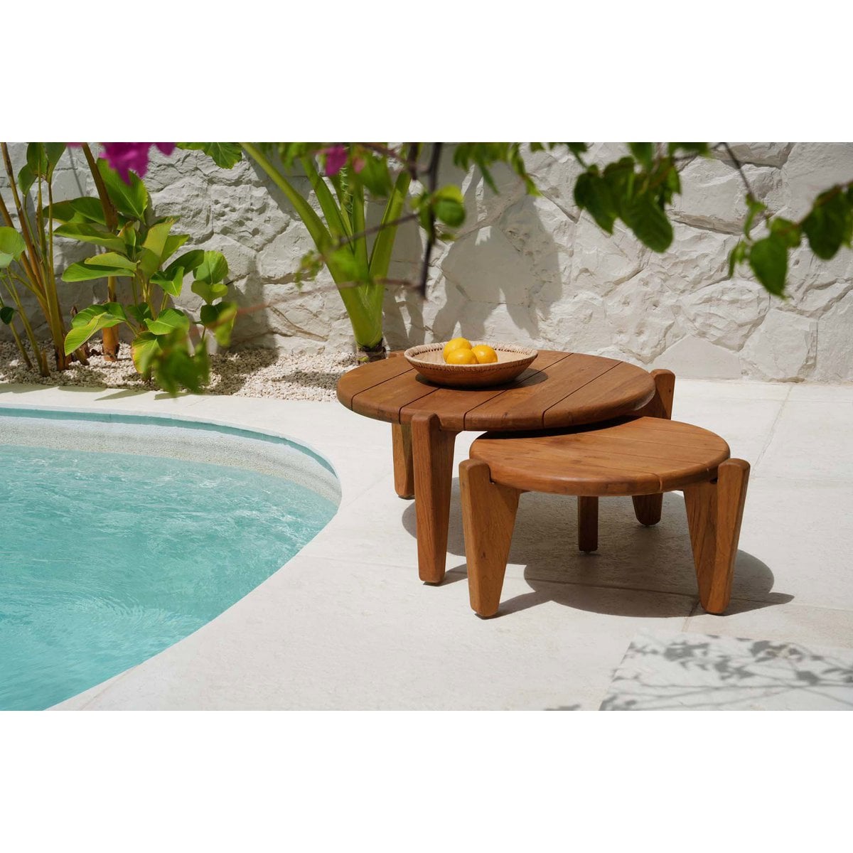 Teak Coffee Table Outdoor - Seseh Three-Leg Design - Medium