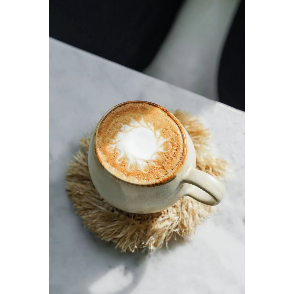 The Fringe Raffia Coaster - Natural