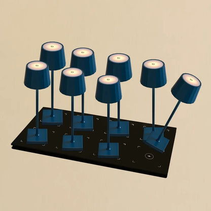 Kombi-Set Professional | 8 x wiederaufladbare Tischleuchten Wouter Delftware Blue & 1 x Ladestation Central Station