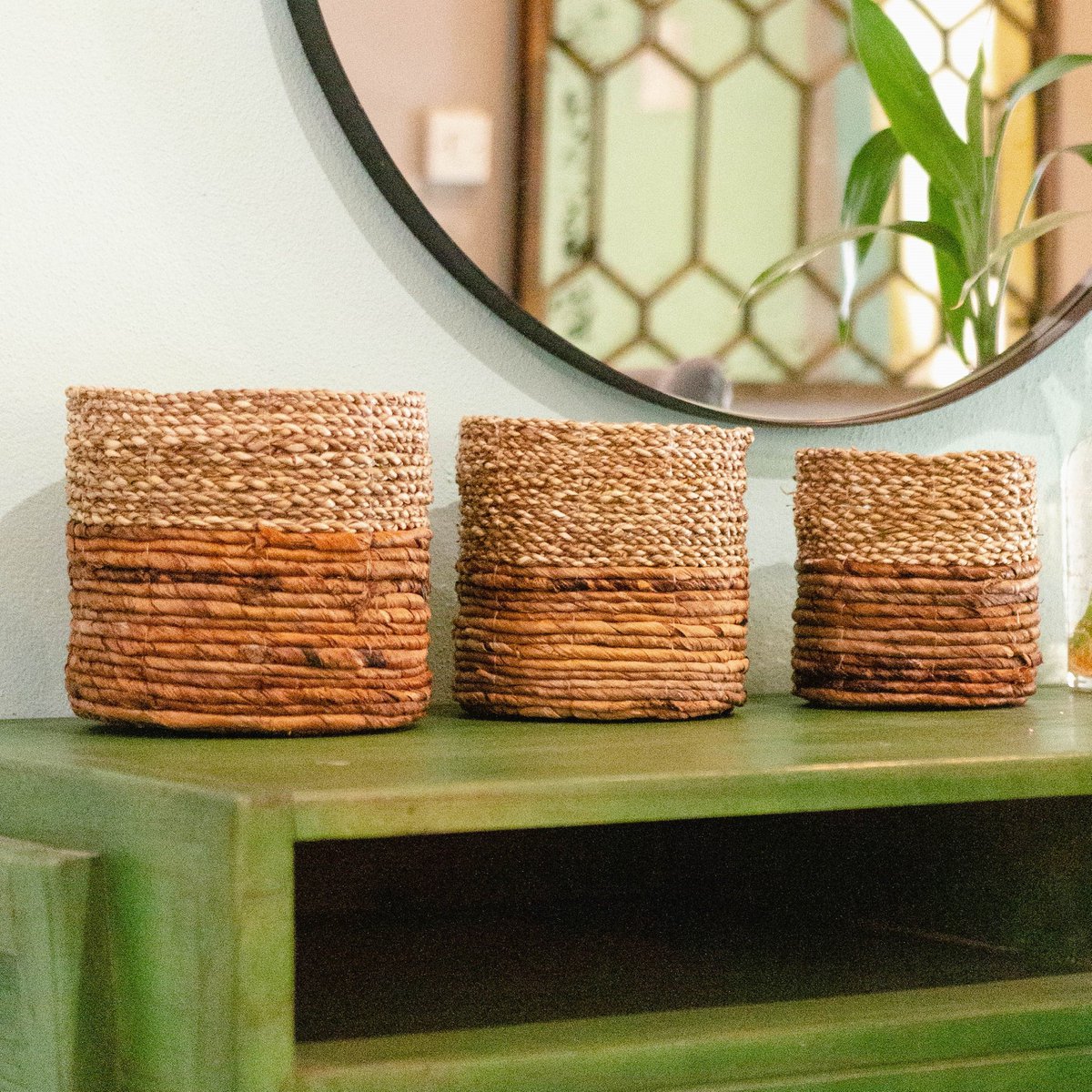 Seagrass Basket – Small Woven Planter Basket, Two-Toned Boho Design