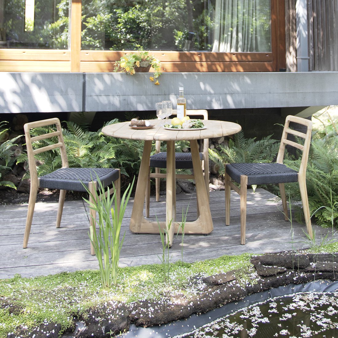 Teak Garden Table - Round Outdoor Dining Table, 100cm