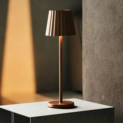 Ensemble Combi Professionnel | 4 x Lampes de Table Rechargeables Maya Cuivre & 1 x Station de Recharge Amstel