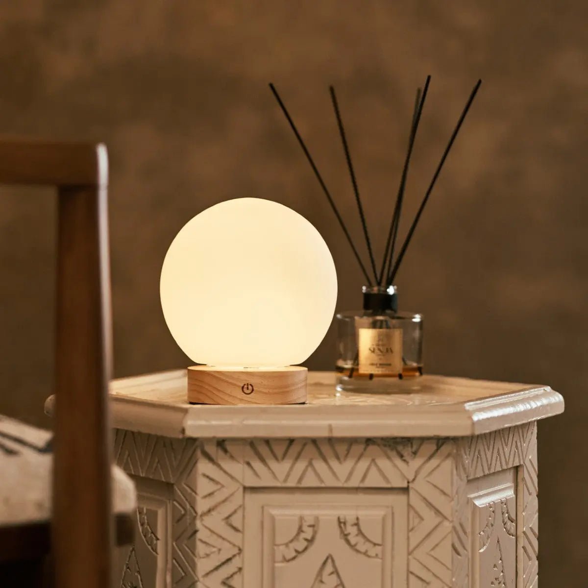 Flore Light Brown Wooden Lamp | Rechargeable, Dimmable & Cordless Lighting