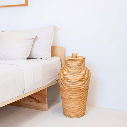 Vase Rond en Rattan Tressé – Grand Vase Décoratif Boho – Vase Haut & Étroit – Vase de Sol Fait Main à partir de Fibres Naturelles (Ø 30 cm) KIDUNG