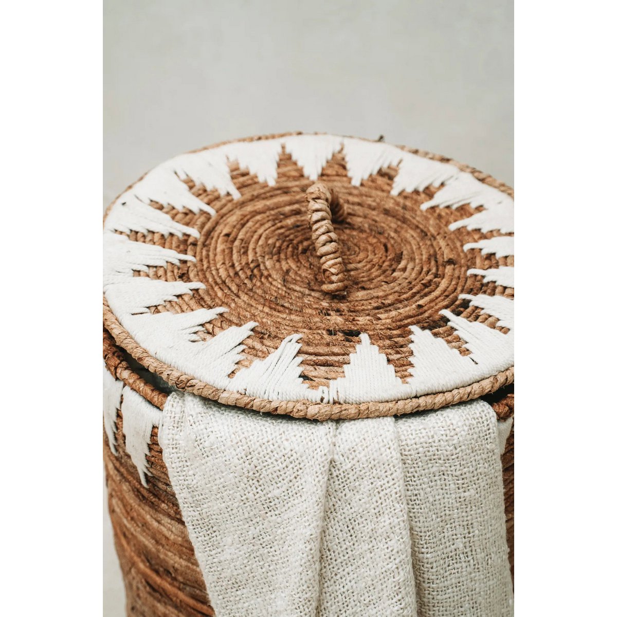 Woven Cotton Laundry Basket with Lid - Large
