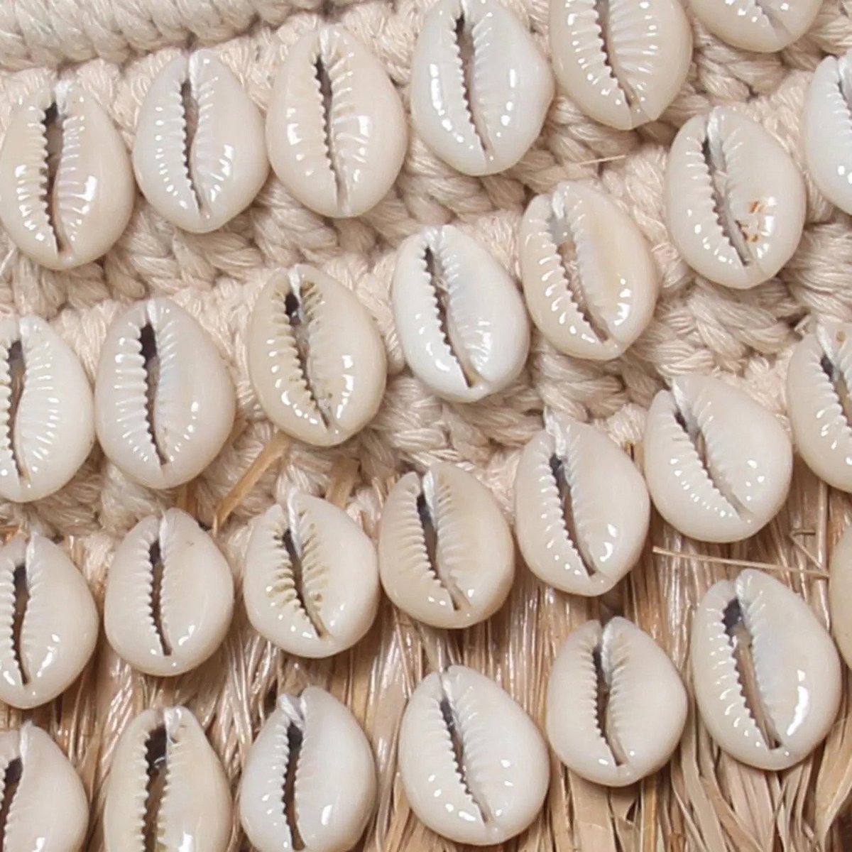 Raffia Cowrie Mirror – Natural White Coastal Accent Mirror
