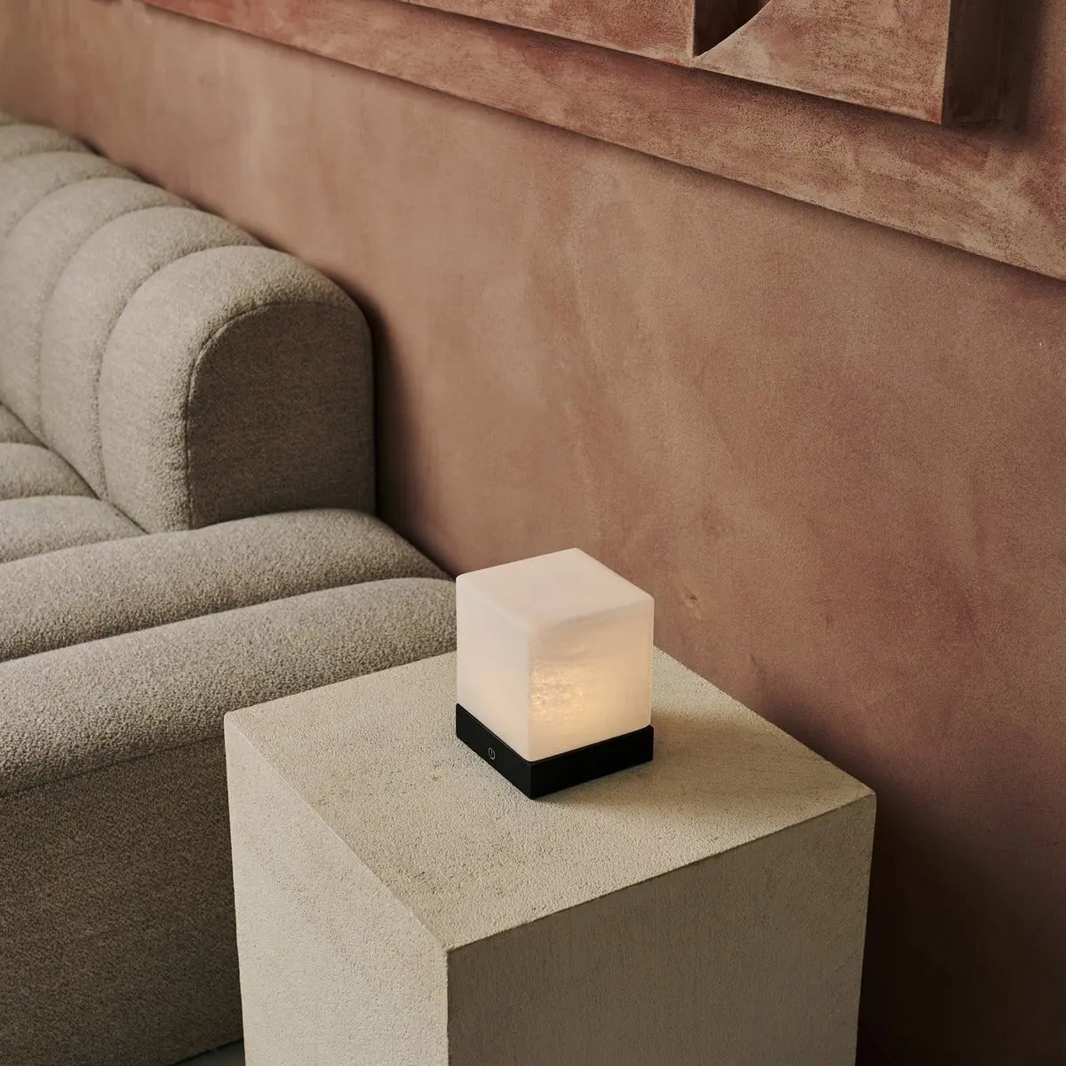 Yce Black Cordless Wooden Lamp | Rechargeable, Dimmable & 100-Hours Battery Life
