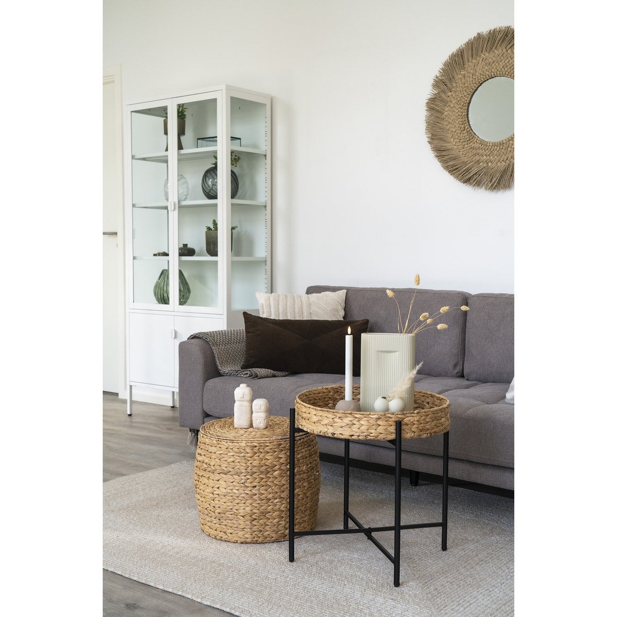 Decoration  - Decoration in cement, beige, 6,5x6,5x15 cm