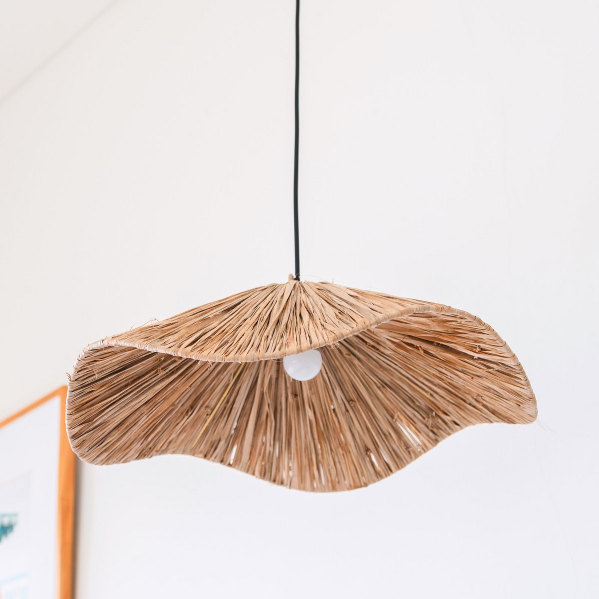 Pantalla de lámpara boho – Lámpara de techo grande de rafia – Lámpara colgante natural – Lámpara de techo hecha a mano de rafia TAMPAH (Ø 53 cm)