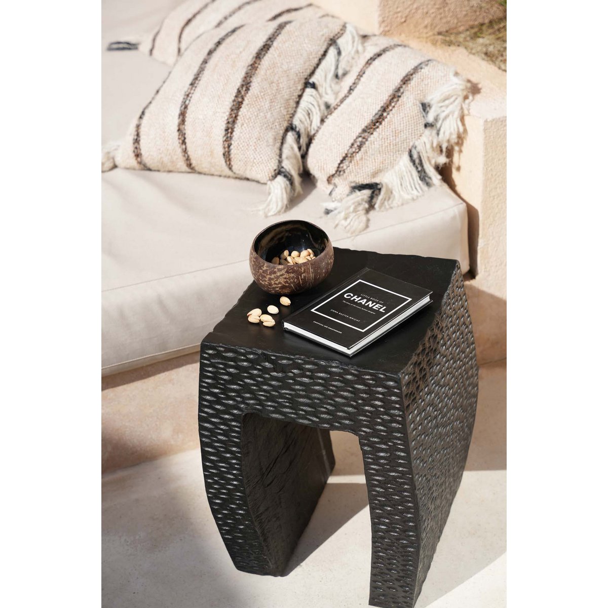 Coconut Food Bowl - Natural Black Tropical Bowl