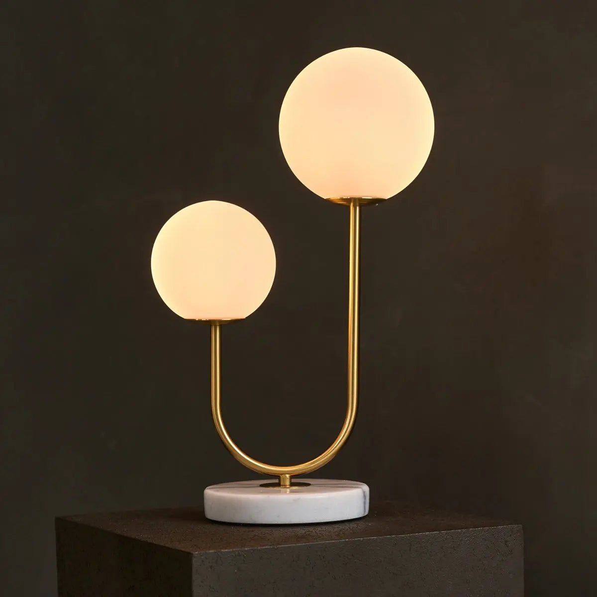 Giorgia Elegant Marble Lamp | Frosted Glass Bulbs & Corded Lamp
