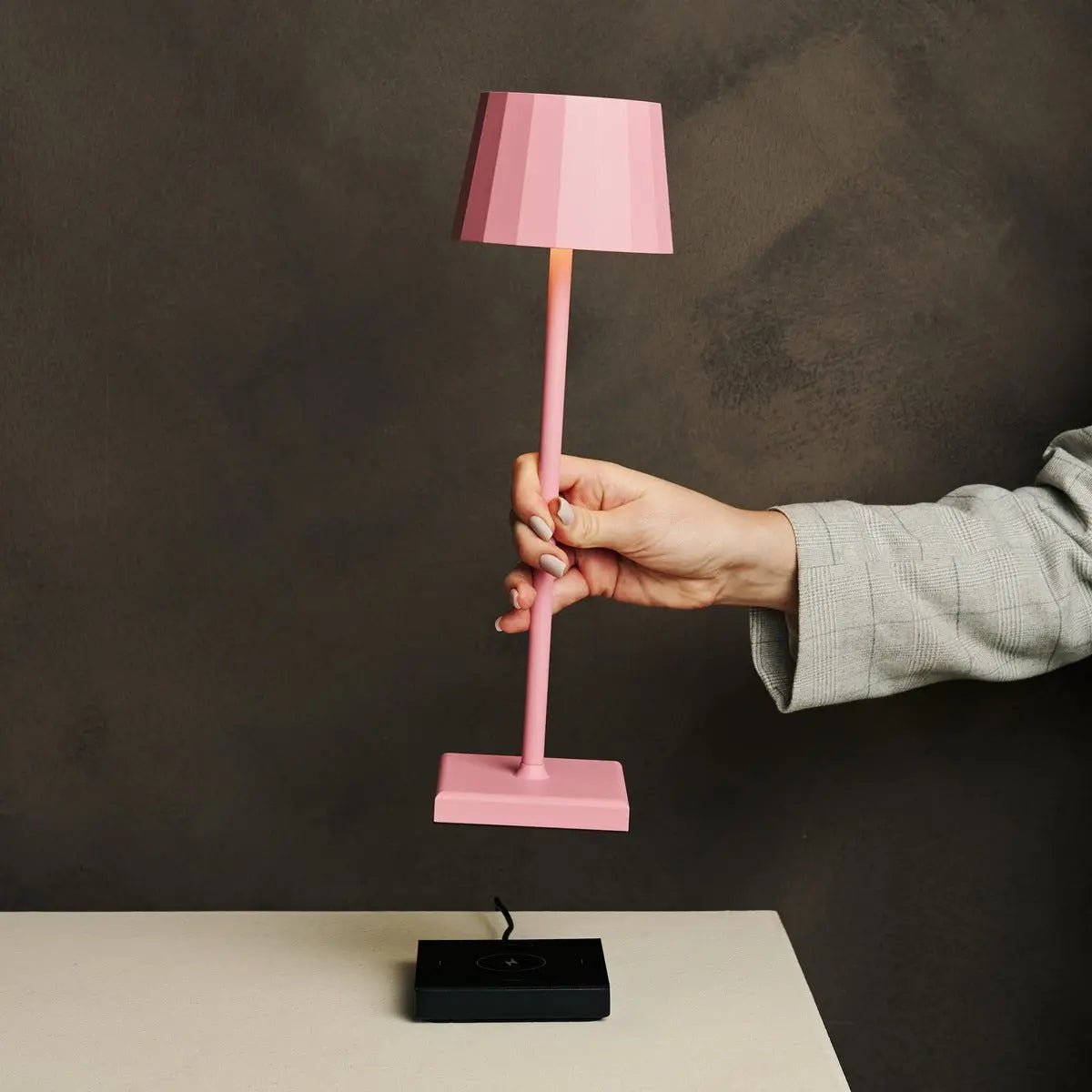 Wouter Flamingo Pink Rechargeable Table Lamp | Wireless Charging & 120-Hour Battery Life