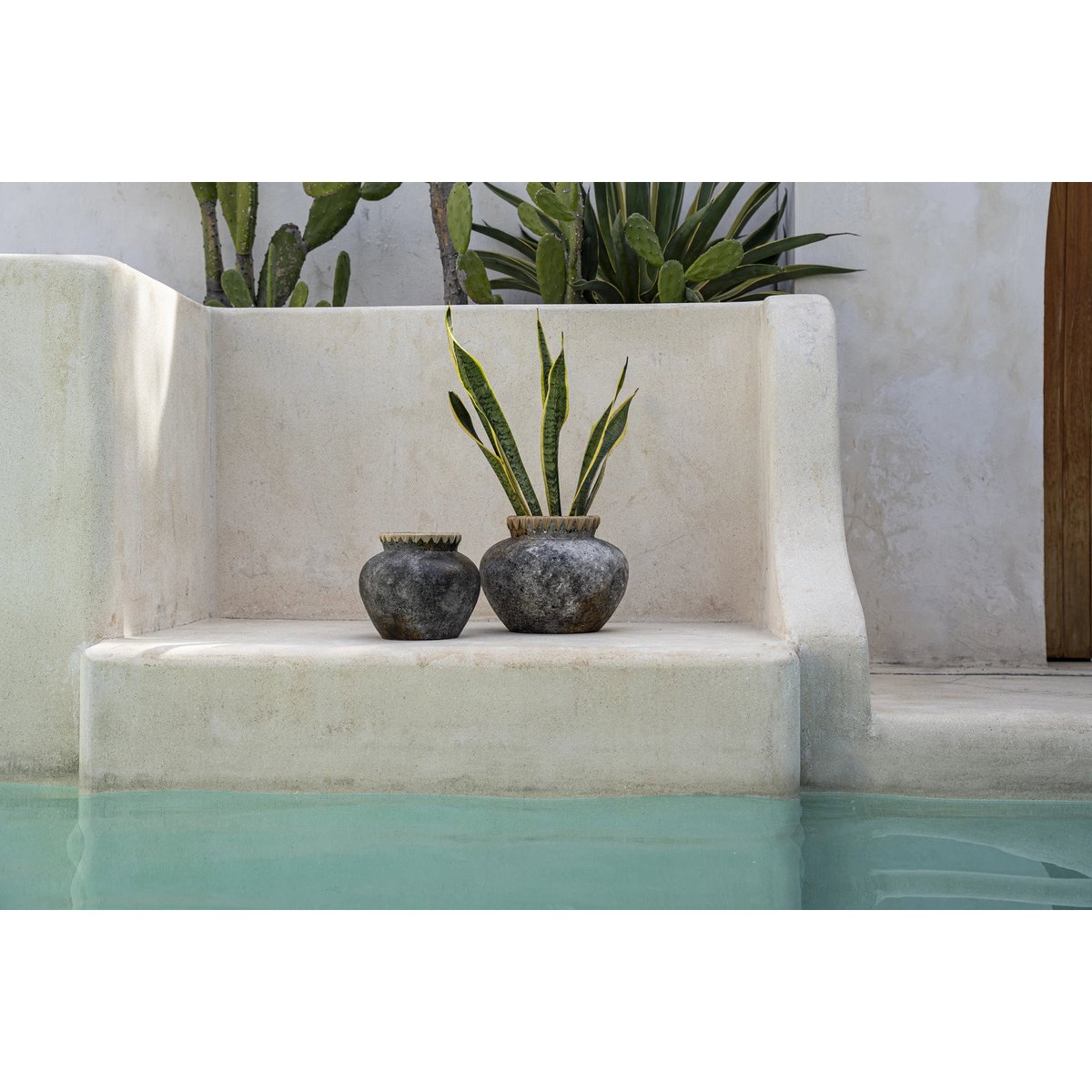 Terracotta Vase - Antique Grey Raffia Vase - Medium