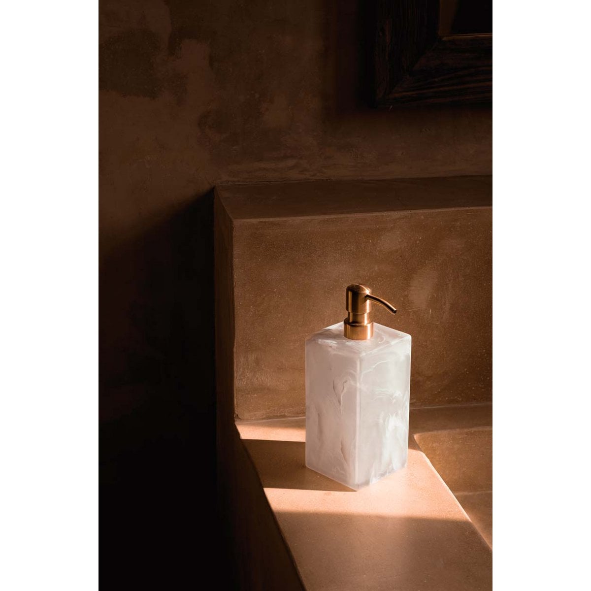 The Resin Soap Dispenser - Pink White