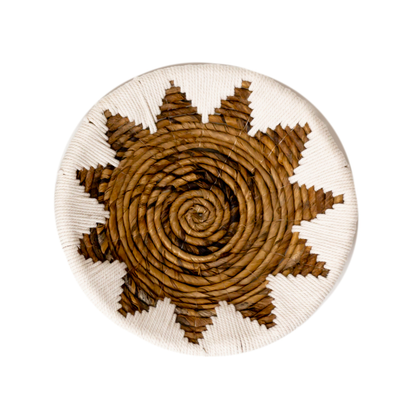 Round Boho Wall Basket – Woven Wall Decor– Decorative Bowl – Woven Wall Plate with Embroidered Star Pattern ADARI (2 sizes, Ø30/40 cm)
