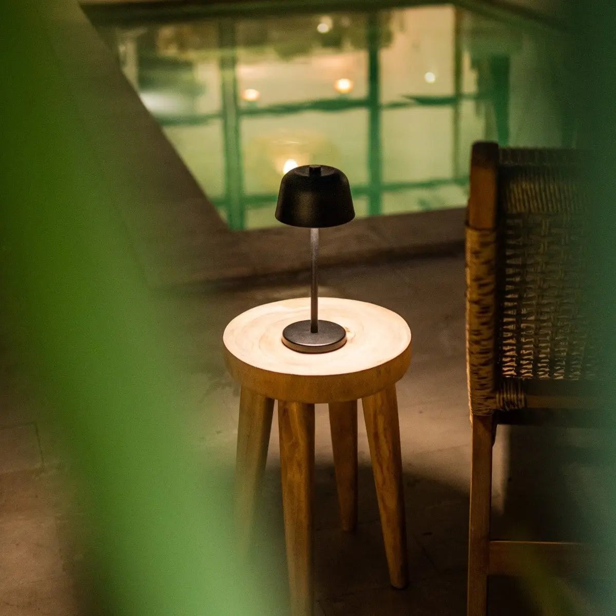 Rechargeable Table Lamp - Black Cordless Lamp with Dimmer