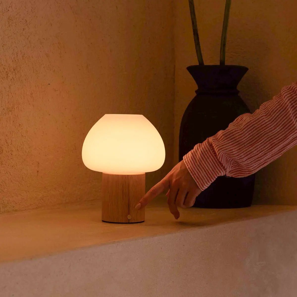 Fynn Light Brown Wooden Lamp | Rechargeable, Dimmable & Stylish
