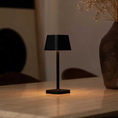 Black Rechargeable Table Lamp Cordless - Ava | Tavellio