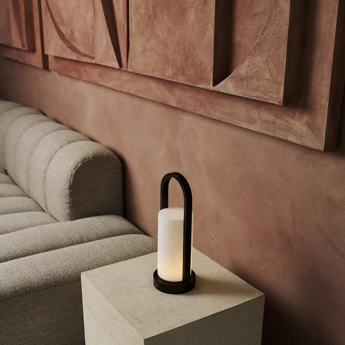 Scandinavian Wooden Table Lamp – Cordless Dimmable LED, Dark Brown