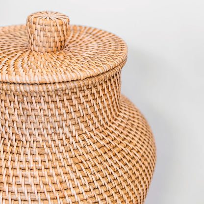 Vase Rond en Rattan Tressé – Grand Vase Décoratif Boho – Vase Haut & Étroit – Vase de Sol Fait Main à partir de Fibres Naturelles (Ø 30 cm) KIDUNG