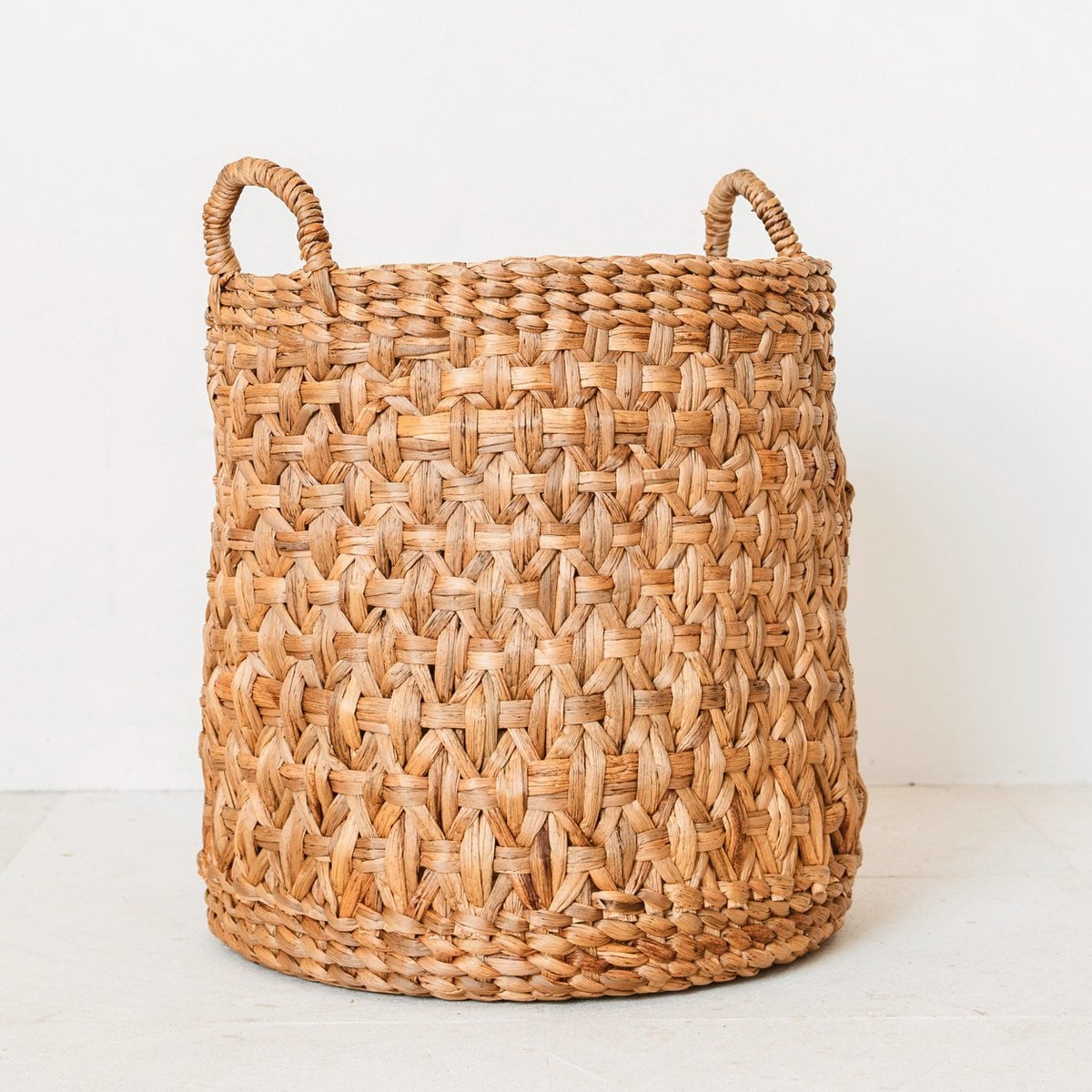 Water Hyacinth Laundry Basket - Boho Woven Hamper - Brown