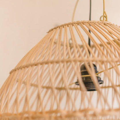 Lampe en raphia | Abattant SEMINYAK