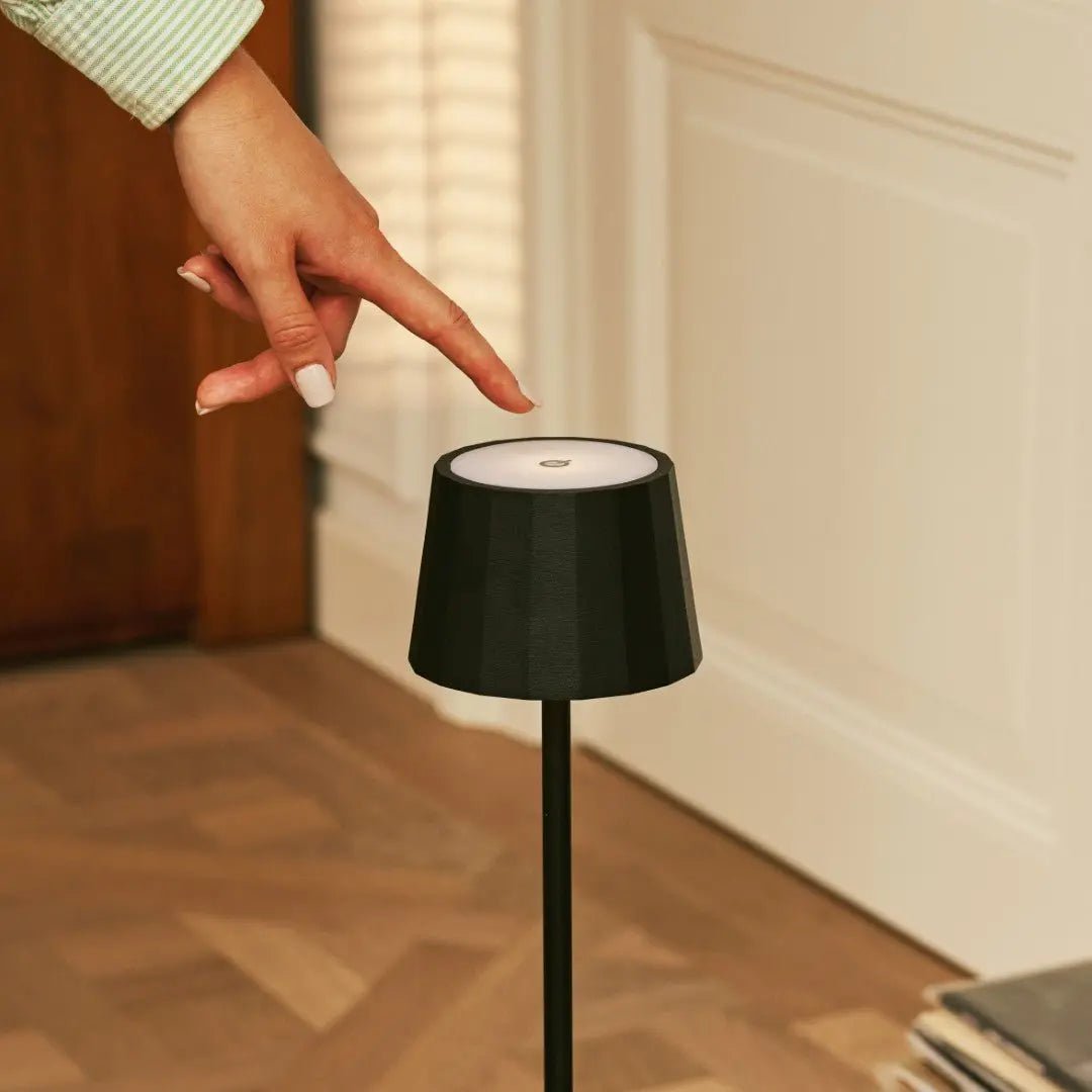 William Black Rechargeable Table Lamp | 120-Hour Battery & Dimmable