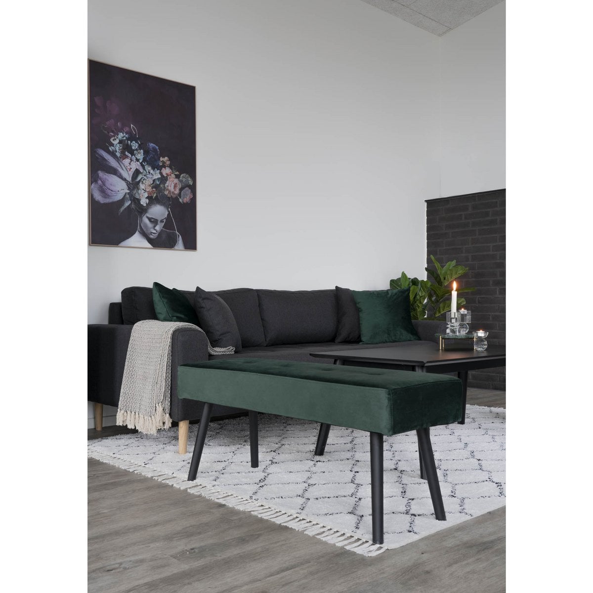 Skiby Bench - Velvet, Steel, Green - 100x35x44 cm