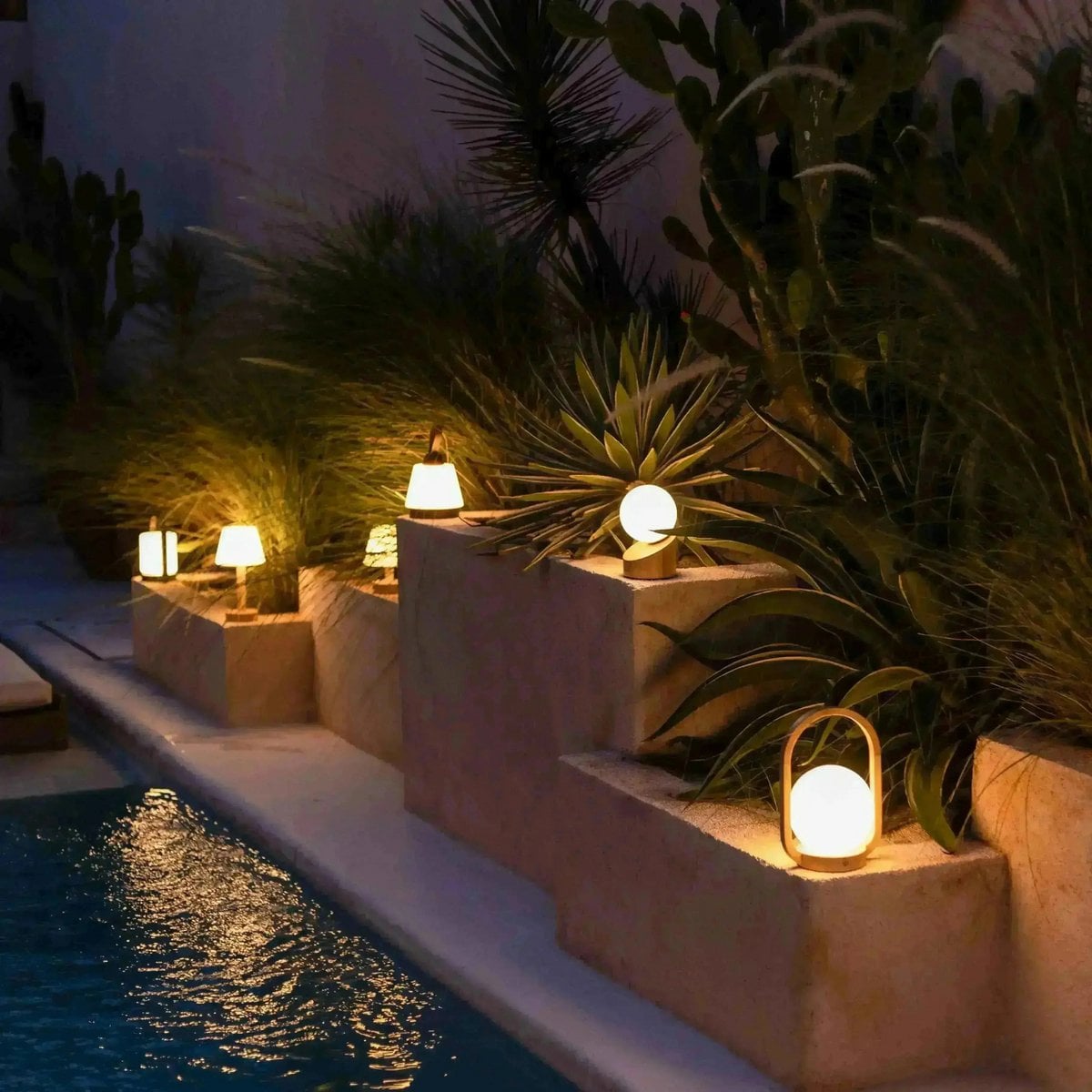 Morris Light Brown Rechargeable Lamp | Stylish, Cordless & Sustainable Design