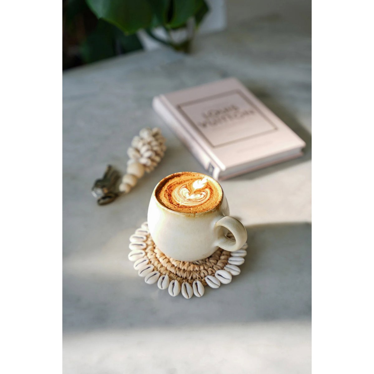 Raffia Coaster with Cowrie Shells - Natural Balinese Style