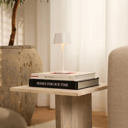 Rechargeable Table Lamp - Cordless Dimmable | Tavellio