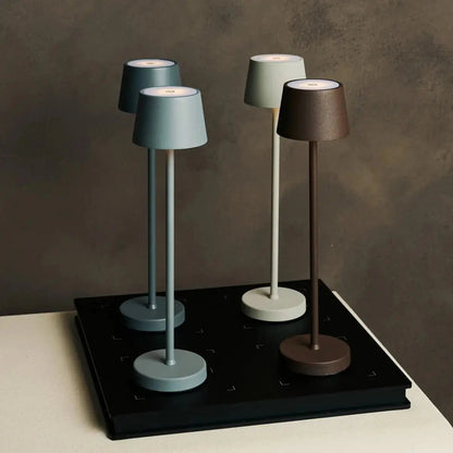 Amstel Station Professional Wireless Charging Station with 4 Charging Port | Easy & Functional with Qi-Technology