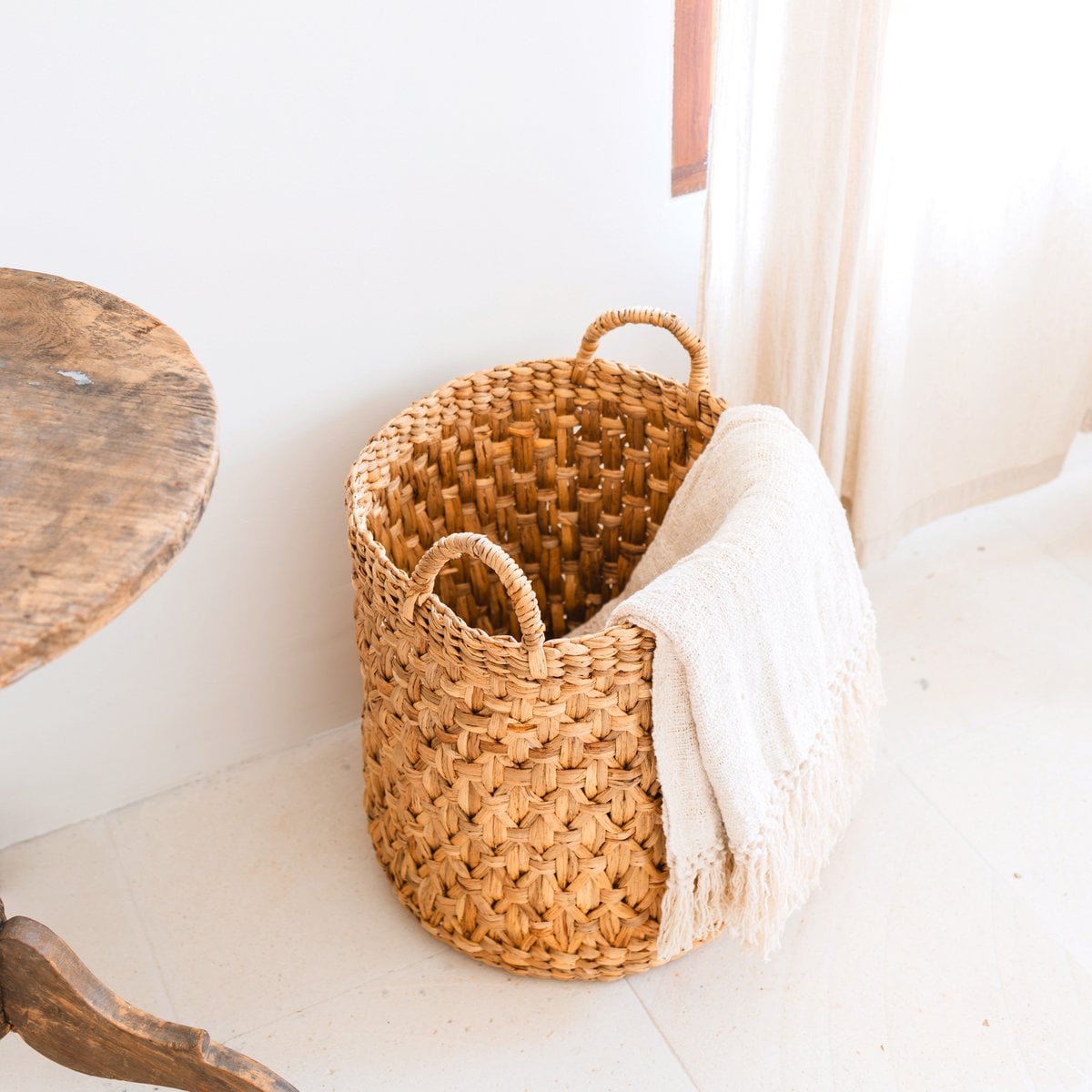 Water Hyacinth Laundry Basket - Boho Woven Hamper - Brown