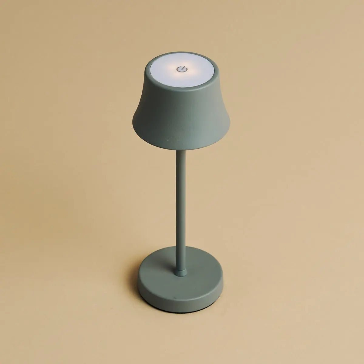 Combi Set Professional | 8 x De Pijp Mini Mouse Grey Rechargeable Table Lamps & 1 x Central Station Charging Station