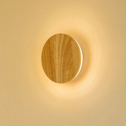 Cordless Wall Light - Light Brown Wood, Rechargeable & Dimmable