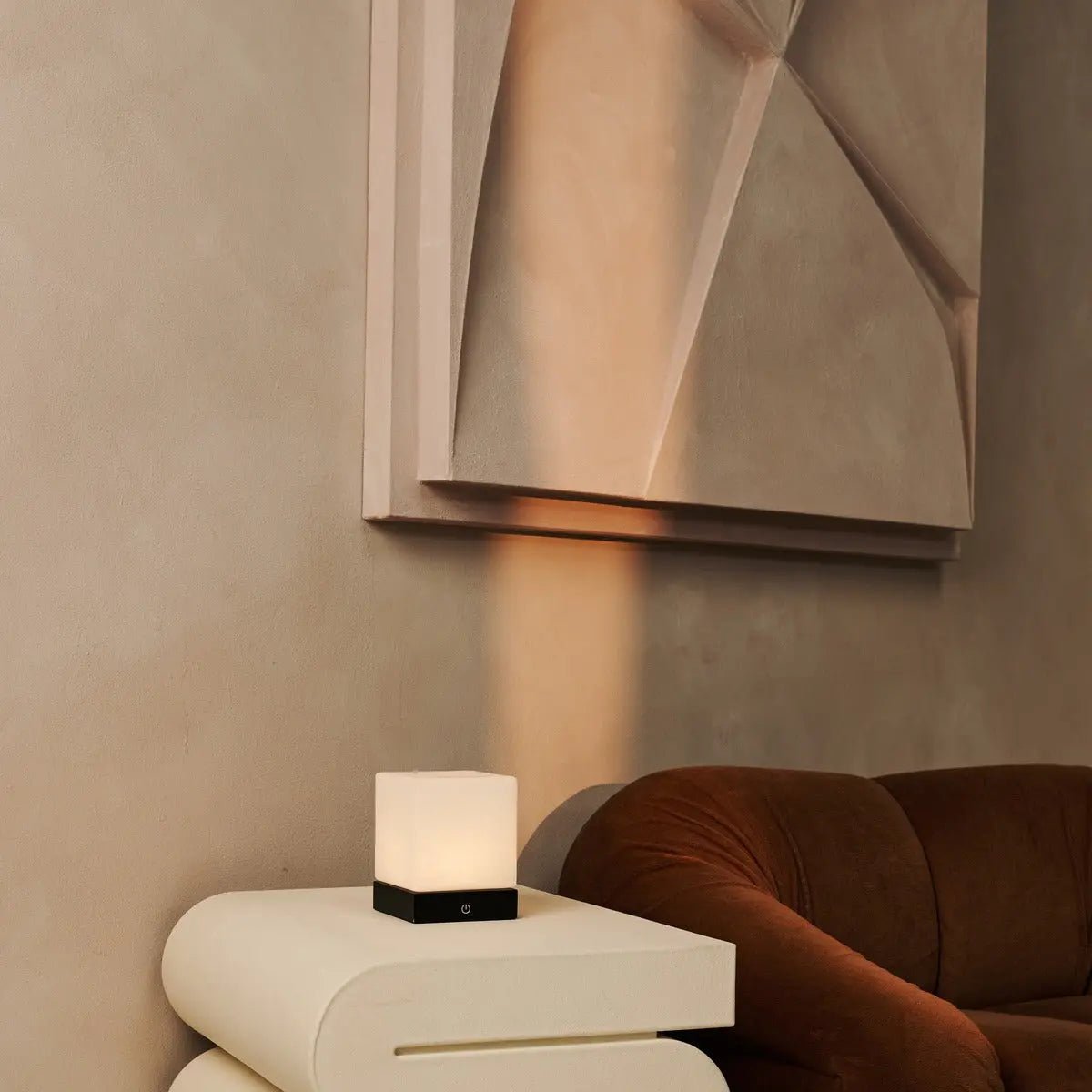 Yce Black Cordless Wooden Lamp | Rechargeable, Dimmable & 100-Hours Battery Life