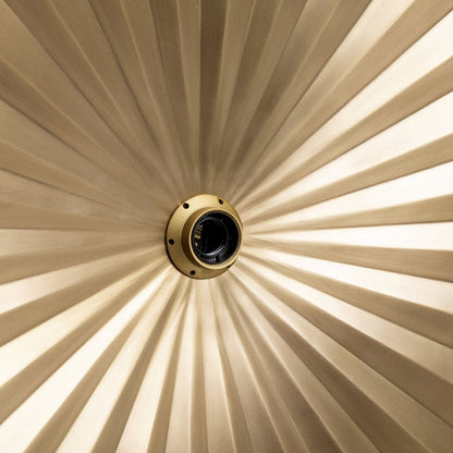 Brass Wall Lamp - The Tsijn Tsjin - Modern Accent Lighting