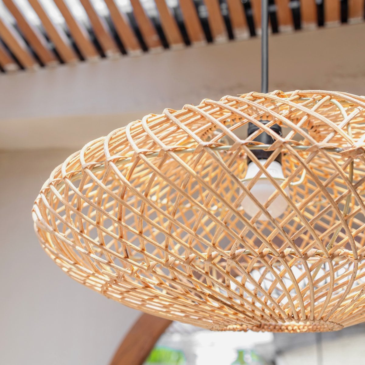 Lámpara de ratán – Lámpara colgante bohemia – Lámpara de techo natural – Lámpara de disco – Lámpara de techo plana tejida a mano (Ø 40 cm) ARANA