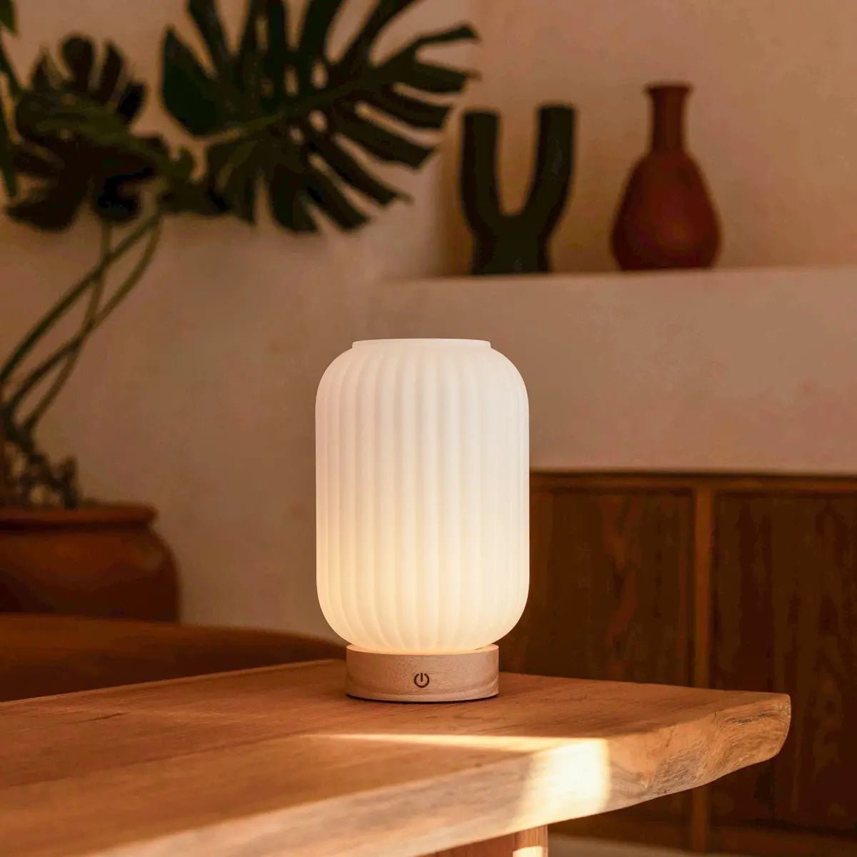 Rubberwood Table Lamp – Light Brown Rechargeable Lamp with 3 Light Modes