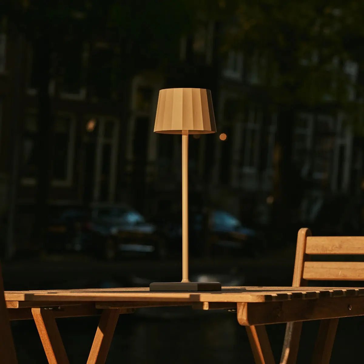 Wouter Koala Brown Rechargeable Table Lamp | Wireless Charging & 120-Hour Battery Life